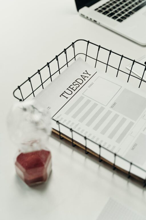 Jak efektywnie planować codzienny czas, aby zwiększyć produktywność i znaleźć więcej czasu dla siebie